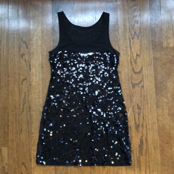 3/$20 Unique Mesh & Sequin Embellished Sleeveless Stretch LBD - Picture 1 of 6
